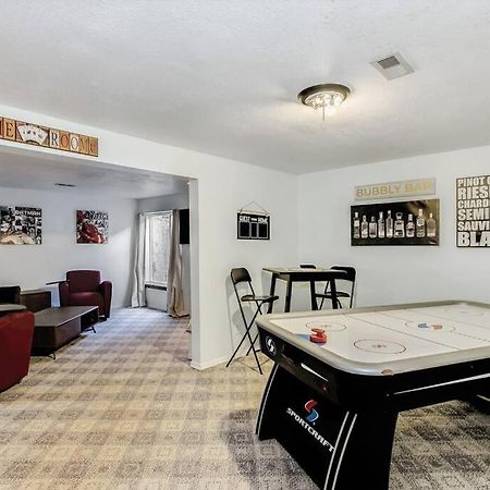 Wow! Spacious Retreat & Amazing Yard 2400+4Bd/3Bth Wichita Exteriér fotografie