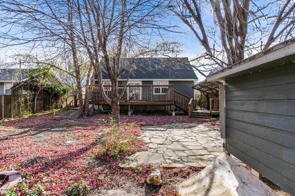 Wow! Spacious Retreat & Amazing Yard 2400+4Bd/3Bth Wichita Exteriér fotografie